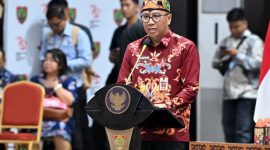 LAPORAN : Kepala Bapperida Provinsi Kalteng Leonard S.Ampung menyampaikan laporannya  saat Musrenbang RKPD Tahun 2026 yang dilaksanakan di Aula Jayang Tingang, Lantai II Kantor Gubernur, Kamis (10/4).(IST)