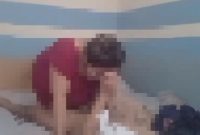 FOTO: Tangkapan layar video mesum pasangan pria dan wanita di sebuah kamar kos harian.