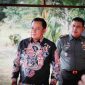 MENYAMBUT : Kepala Dinas Energi dan Sumber Daya Mineral (ESDM) Provinsi Kalteng Vent Christway, saat menyambut kedatangan rombongan Komisi XII DPR RI dalam rangka kunjungan kerja, Kamis (24/4).(IST)