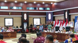 MENJELASKAN - Gubernur Kalimantan Tengah Agustiar Sabran saat menjelaskan program 100 hari kerja dalam Musrenbang RKPD 2026, Aula Jayang Tingang.(IST)