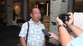 MENGUNGKAPKAN - Kepala Dinas DLH Kalteng Joni, usai mengikuti rapat bersama DPR RI.(IST)