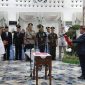 MELANTIK : Gubernur Kalteng H. Agustiar Sabran saat melantik dan mengambil sumpah Indra Gunawan sebagai Pj. Bupati Barito Utara
di Istana Isen Mulang, Rumah Jabatan Gubernur Kalteng, Kamis (29/5).(IST)