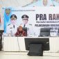 MENGHADIRI - Sri Widanarni (di Podium) menghadiri rapat bersama Kepala Perangkat Daerah Lingkup Prov. Kalteng, Kepala Bappeda Kabupaten/Kota Se-Kalteng.(IST)