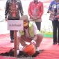 MELETAKKAN - Gubernur Agustiar Sabran saat peletakan batu pertama (Groundbreaking).(IST)