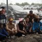 MENINJAU : Gubernur Kalteng H. Agustiar Sabran saat meninjau area produksi bibit kawasan Persemaian Permanen Modern kawasan Jalan Hiu Putih Lanjutan, Palangka Raya, pada Senin (26/5).(IST)