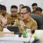 ARAHAN : Wamendagri Bima Arya Sugianto saat sampaikan arahannya saat pertemuan di Command Center BSKDN pada Selasa (10/6).(IST)