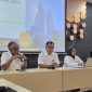 RAPAT : Direktur Sistem Penganggaran Direktorat Jenderal Anggaran Kementerian Keuangan Lisbon Sirait dan Kepala Sub Direktorat Standar Biaya Direktorat Sistem Penganggaran Yuni Gunarti saat rapat Senin (2/6/2025).(IST)