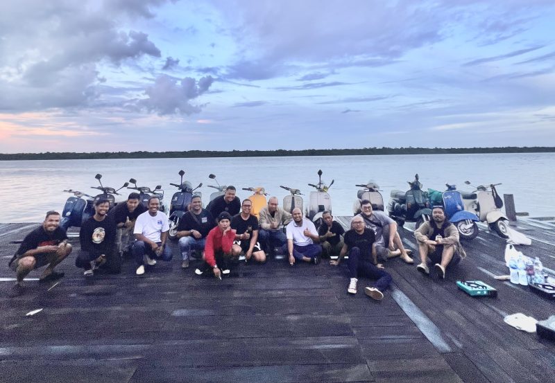KOPDAR : Warscoot.id Community Sampit saat melakukan tour sambil santai disalah satu pelabuhan pelangsian di Kota Sampit, Minggu (15/6).(IST)