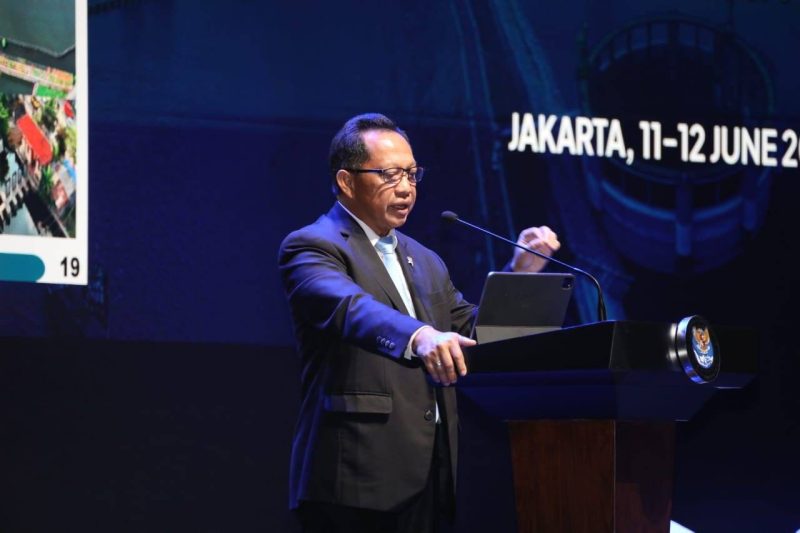 SAMBUTAN : Menteri Dalam Negeri (Mendagri) Muhammad Tito Karnavian saat menyampaikan sambutan di ajang International Conference on Infrastructure (ICI) 2025 yang berlangsung di Jakarta International Convention Center (JICC), Rabu (11/6).(IST)