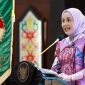 SAMBUTAN : Penasehat DWP Provinsi Kalteng Aisyah Thisia Agustiar Sabran saat menyampaikan sambutan pada acara Musda ke V Aula Jayang Tingang, Kantor Gubernur Kalteng pada Kamis (12/6).(IST)