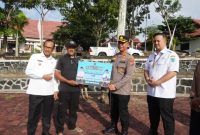 SERAHKAN : Pemerintah Provinsi Kalteng secara simbolis menyerahkan bantuan hewan kurban ke 14 kabupaten/ kota se-Kalteng dalam rangka menyambut Hari Raya Iduladha 1446 H/ 2025 M, Rabu (4/6).(IST)