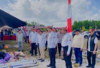 HADIRI : Gubernur Kalteng H. Agustiar Sabran saat menghadiri Open Tournament Menembak dan Sumpitan Tradisional dalam rangka memperingati Hari Bhayangkara ke-79 di Lapangan Tembak Wirapratama Satbrimob Polda Kalteng, Selasa (17/06).(IST)
