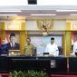RAPAT KOORDINASI : Mendagri Muhammad Tito Karnavian saat mengelar rapat koordinasi 
Pengendalian Inflasi Daerah yang digelar secara hybrid dari Kantor Pusat Kemendagri, Jakarta, Senin (7/7/2025).(IST)