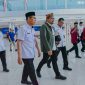 MENYAMBUT : Staf Ahli Gubernur Bidang Kemasyarakatan dan Sumber Daya Manusia, Hamka, saat menyambut kedatangan Wakil Kepala Staf Kepresidenan, Muhammad Qodari melakukan kunjungan kerja ke Palangka Raya dan Kabupaten Katingan, Rabu (30/7/2025).(IST)
