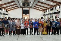 NONTON BARENG : Kepala Dinas Pendidikan Kotim, Muhammad Irfansyah, saat menghadiri nonton bareng film pendek bersama siswa dan guru, Kamis (7/8/2025).(IST)