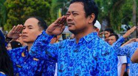 UPACARA : ASN Pemkot Palangka Raya saat mengikuti upacara peringatan 17 Agustus dihalaman Pemkot Minggu (17/8/2025).(IST)