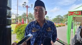 DIWAWANCARAI : Kepala Dinas Pendidikan Kotim M Irfansyah saat diwawancarai awak media belum lama ini.(IST)
