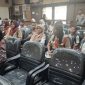 MENGIKUTI : Sejumlah murid SMPN 1 Sampit saat turut mengikuti rapat paripurna di DPRD, Senin (21/7/2025).(IST)