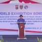 SAMBUTAN : Wakil Gubernur Kalimantan Tengah H. Edy Pratowo saat menyampaikan sambutan Gubernur Kalteng H.Agustiar Sabran pada pembukaan Festival dan Lomba Bonsai, Jumat (19/8/2025).(IST)