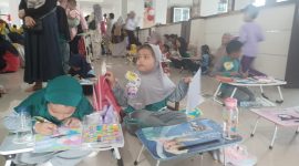 LOMBA : Sejumlah anak paud saat mengikuti lomba di Kecamatan belum lama ini.(IST)