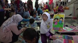 LOMBA: Peringatan Hari Anak Nasional tahun 2025 di Kecamatan MB Ketapang dilaksanakan lomba mewarnai untuk anak usia dini Rabu (30/7/2025).(IST)