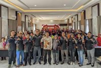 PELATIHAN: Kepala Disdik Kotim Muhammad Irfansyah dengan sejumlah guru yang sedang mengikuti pelatihan belum lama ini.(IST)