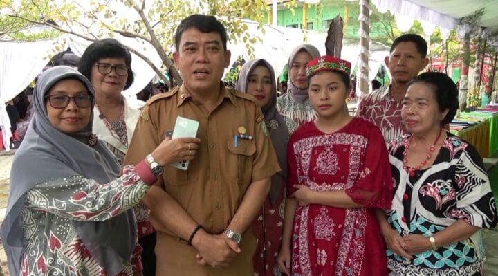 HADIRI : Kepala Dinas Pendidikan Kotim, M Irfansyah, saat menghadiri kegiatan disalahkan satu sekolah belum lama ini.(IST)