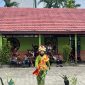 KARTINI : Salah seorang siswi SDN 2 Ketapang Sampit memakai baju kebaja pada Peringati Hari Kartini, Senin, (21/4/2025).(IST)