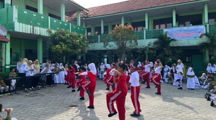 LOMBA: SDN 2 Mentawa Baru Hulu Gelar peringatan Hari Anak Nasional 2025 dengan Lomba, pada Selasa (23/7/2025).(IST)