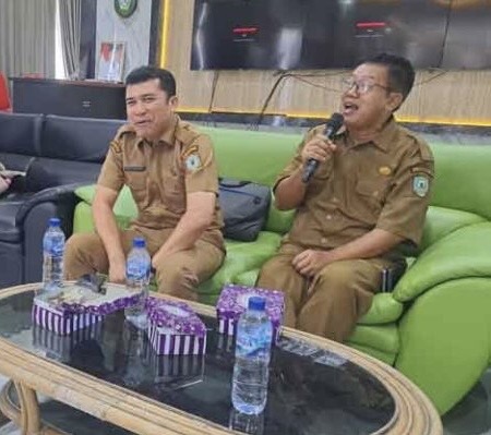 LOMBA : Kabid GTK Disdik Kotim, Edie Sucipto saat menghadiri pembukaan lomba Guru dan Kepala Sekolah Berprestasi, Selasa (29/7/2025).(IST)