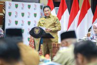 SAMBUTAN : Wagub Kalteng, Edy Pratowo, menyampaikan sambutan saat Rakor Percepatan Penurunan Stunting dan Program Bangga Kencana yang digelar di Aula Jayang Tingang, Kantor Gubernur Kalteng, Selasa (12/8/2025).(IST)
