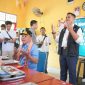 PENGECEKAN : Gubernur Kalteng H. Agustiar Sabran saat melakukan pengecekan program Makan Bergizi Gratis di sekolah pada Senin (25/8/2025).(IST)
