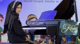 MEMUKAU - Pianis cilik Aruna, dalam symphony kemerdekaan 2025.(IST)