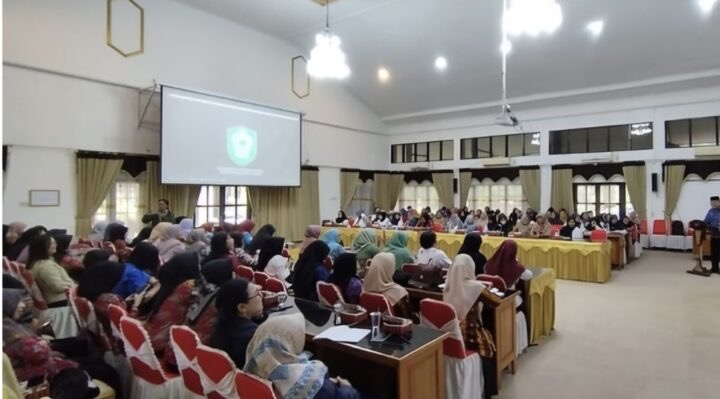 KOMPETENSI: Peningkatan kompetensi guru yang digelar Dinas Pendidikan Kabupaten Kotim belum lama ini.(IST)
