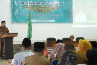 SAMBUTAN : Bupati Lamandau, Rizky Aditya Putra. Menyampaikan sambutan pada kegiatan Musyawarah Daerah (Musda) ke-V MUI Kabupaten Lamandau, di Aula Hotel Putri Tunggal kota Nanga Bulik, Senin (25/8/2025).(IST)