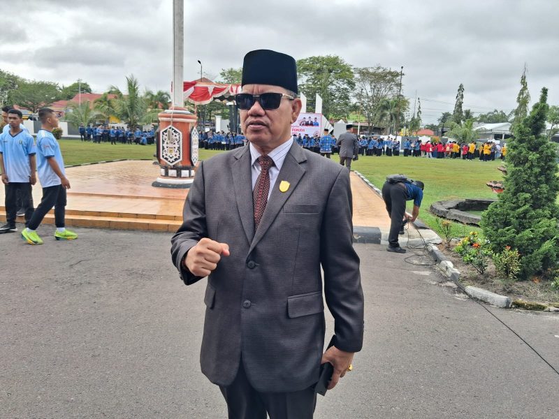 HADIRI  : Wakil Ketua I DPRD Kotim, Juliansyah, saat menghadiri acara peringatan Hari Sumpah Pemuda ke-97 yang digelar di halaman Kantor Bupati Kotim pada Selasa (28/10/2025).(IST)
