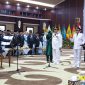 LANTIK : Gubernur H. Agustiar Sabran saat melantik pasangan H. Shalahuddin dan Felix Sonadie Y. Tingan sebagai Bupati dan Wakil Bupati Barito Utara Masa Jabatan 2025–2030, Jumat (10/10/2025).(IST)