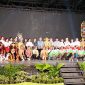 PERSATUAN - Pelaku Seni dalam warna beragam hiasi gelar Seni Budaya di UPT Taman Budaya Kalimantan Tengah.