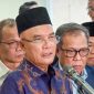 IST/Foto: Ketua Komisi VIII DPR-RI, Marwan Dasopang konpers didampingi pimpinan dan anggota komisi VIII usai menetapkan besaran tarif naik haji. (DPR-RI)