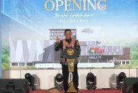 SAMBUTAN : Wakil Gubernur Kalteng  H.Edy Pratowo,menyampaikan sambutan saat pembukaan Duta Mall Palangka Raya, Jumat (3/10/2025).(IST)