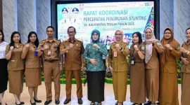 HADIRI : Wakil Bupati Lamandau, Abdul Hamid, saat menghadiri Rapat Evaluasi Tim Percepatan Penurunan Stunting (TPPS) se-Kalimantan Tengah yang digelar di Aula Jaya Tingang, Kantor Gubernur Kalteng, Selasa (30/9/2025).(IST)