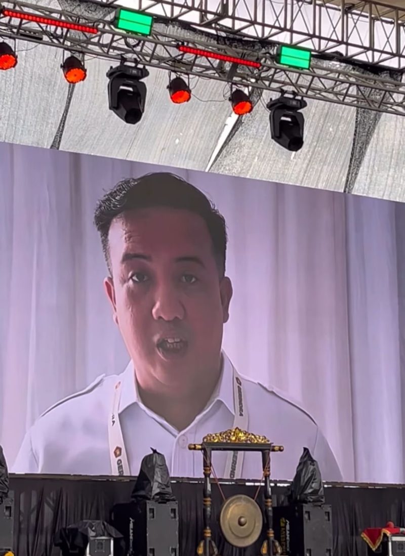 VIRTUAL: Bupati Lamandau Rizky Aditya Putra saat membuka kegiatan Festival Babukung 2025 secara virtual melalui video conference, Sabtu (8/11).(IST)