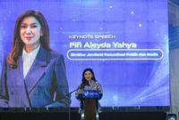MEMBUKA : Direktur Jenderal Komunikasi Publik dan Media (KPM) Kemkomdigi, Fifi Aleyda Yahya saat membuka Festival Kelompok Informasi Masyarakat (KIMFest) Nasional 2025
di Lapangan Ahmad Yani, Alun-Alun Kota Tangerang, Banten, Jumat (14/11/2025).(IST)