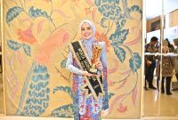APRESIASI: Bunda PAUD Provinsi Kalteng Aisyah Thisia Agustiar Sabran usai menerima Apresiasi Nasional Kategori Bunda PAUD Provinsi Wiyata Dharma Muda oleh Kementerian Pendidikan Dasar dan Menengah di The Sultan Hotel & Residence Jakarta, Kamis (13/11/2025).(IST)