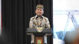 SAMBUTAN : Gubernur Agustiar Sabran sampaikan sambutan pada acara Pisah Sambut Kepala Kejaksaan Tinggi (Kajati) Kelteng Jumat (5/12/2025).(IST)