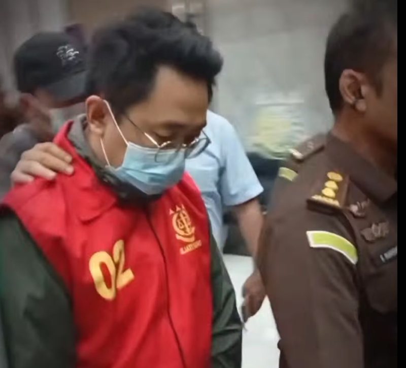 TERSANGKA :  Aparatur Sipil Negara (ASN) pada Dinas Energi dan Sumber Daya Mineral Kalteng IH jadi tersangka baru korupsi zirkon, 
Senin (22/12/2025).(IST)