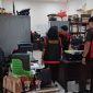 DIGELEDAH : Tim Kejati Kalteng saat melakukan Pengeledahan di DPRD Kabupaten  Kotim, Senin (12/1/2026).(IST)