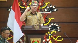 SAMBUTAN : Staf Ahli Gubernur Bidang Pemerintahan, Hukum, dan Politik Darliansyah  saat membuka kegiatan Gema Pancasila Tahun 2026 di Aula Eka Hapakat Lantai III Kantor Gubernur Kalimantan Tengah, Senin (2/2/2026).