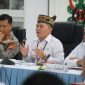 ARAHAN : Gubernur Kalteng H.Agustiar Sabran saat sampaikan arahan Rapat Sosialisasi KHBS yang digelar di Istana Isen Mulang, Rabu (25/2/2026).