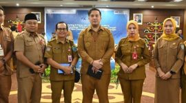 HADIRI : Bupati Lamandau Rizky Aditya Putra, saat menghadiri kegiatan HLM Tim Percepatan dan Perluasan Digitalisasi Daerah 
yang digelar di Aula Eka Hapakat Kantor Gubernur Kalteng, Senin (9/3/2026).
